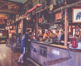 The Pub With No Beer - Accommodation QLD 4