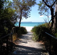Greenfield Beach - Accommodation QLD