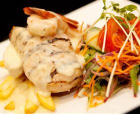 Manning River Hotel - Accommodation QLD 0