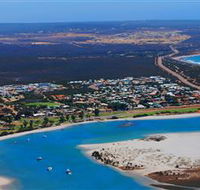 Town Centre - Accommodation QLD