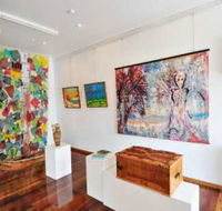 Serpentine Gallery - Accommodation QLD
