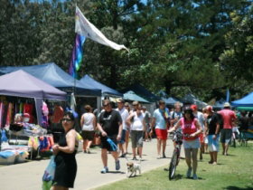 Broadbeach Art And Craft Markets - Accommodation QLD 0