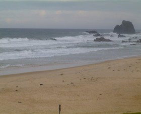 Narooma Surf Beach - Accommodation QLD 2