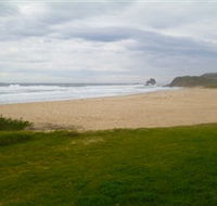 Narooma Surf Beach - Accommodation QLD