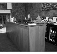 Roses Vineyard and Animal Farm - Accommodation QLD