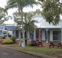 Laurieton Riverside Seafoods - Accommodation QLD