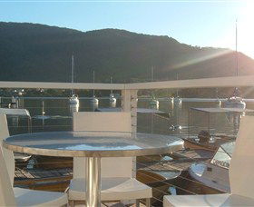 Dunbogan Boatshed - Accommodation QLD 4