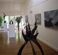 Ivy Hill Gallery - Accommodation QLD