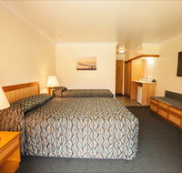 Comfort Inn Bay of Isles - Accommodation QLD