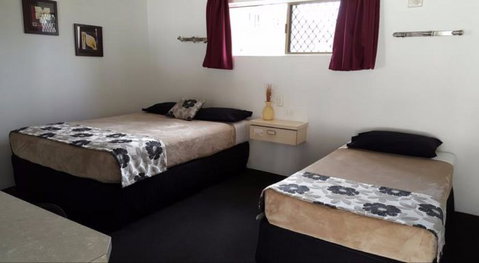 Siesta Villa Motor Inn - Accommodation QLD 0