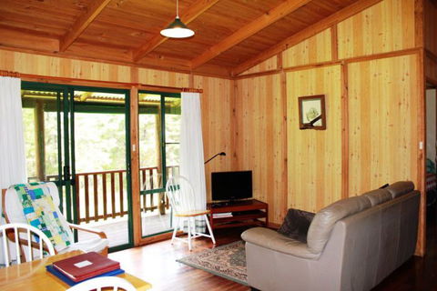 Hawke Brook Chalets - Accommodation QLD 5