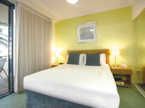 Oaks Calypso Plaza - Accommodation QLD 0