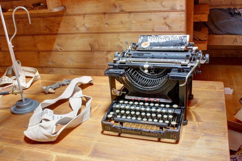 Mawson's Huts Replica Museum - Accommodation QLD 8