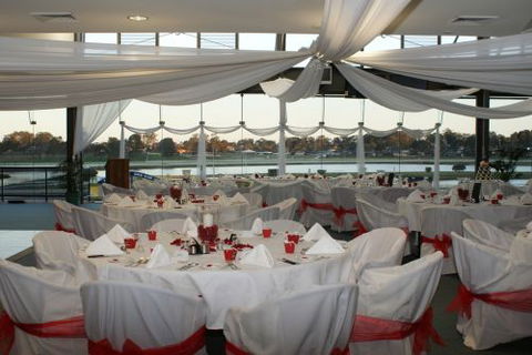 Taree-Wingham Race Club - Accommodation QLD 4