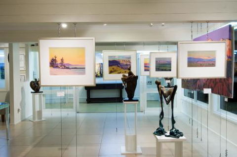 Art Nuvo Gallery - Accommodation QLD 2