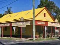 The Yellow Shed - Accommodation QLD 1