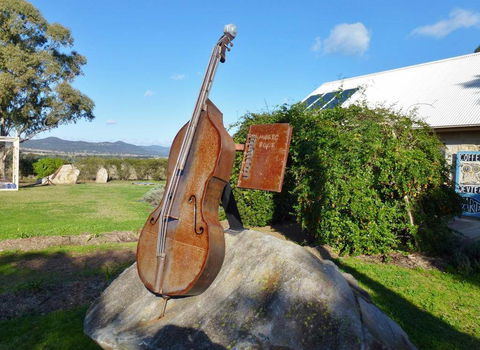 David Mahony Art Gallery & Sculpture Park - Accommodation QLD 2