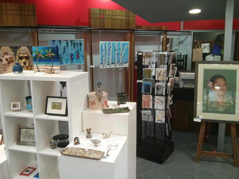 Townsville Art Society Inc - Accommodation QLD 0
