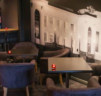 Polit Bar - Accommodation QLD