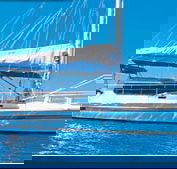 Macrista Luxury Charters - Accommodation QLD