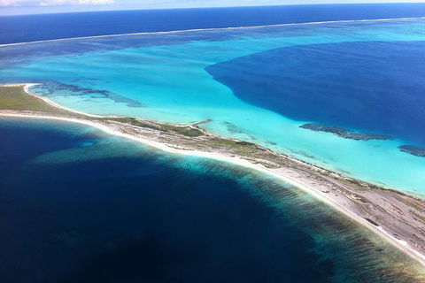 Abrolhos Islands Fixed-Wing Scenic Flight - Accommodation QLD 2