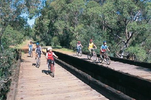 Perth Hills - Wildlife, Art & Gastronomy - Accommodation QLD 1