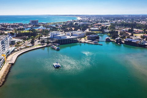 Mandurah Dolphin And Scenic Marine Cruise - Accommodation QLD 3
