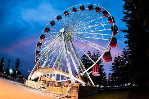 Fremantle Ferris Wheel - Accommodation QLD 1
