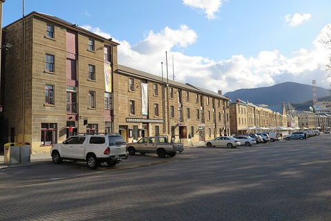 Old Hobart Pub Walking Tour - Accommodation QLD 6