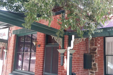 Adelaide Walking Tour: East End Escapade - Accommodation QLD 3