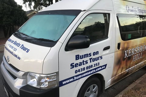 AirPort Transfers & People Mover - Accommodation QLD 0