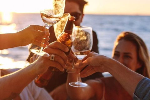 Adelaide Ocean Safari - Twilight Safari - Accommodation QLD 0