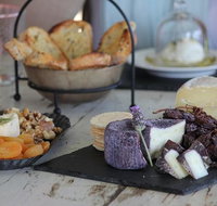 Full-Day Tastes of the Scenic Rim Luxury Small Group Tour from Brisbane