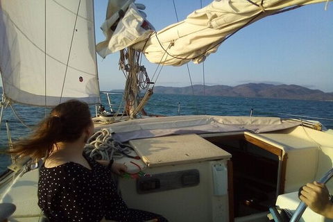 Townsville Lunchtime Sailing Cruise Boat Tour - Accommodation QLD 6