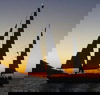 Magnetic Island Sunset Sail - Accommodation QLD