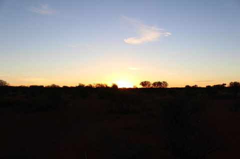 Full Uluru Base Walk At Sunrise Including Breakfast - Accommodation QLD 7