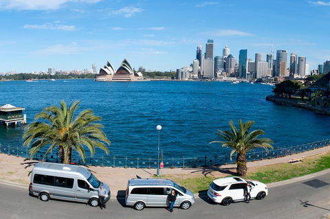 Small Group Essential Sydney Tour Including Lunch - Accommodation QLD 4