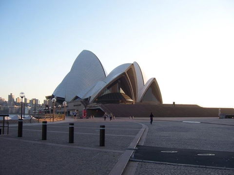 Sydney Opera House Behind-the-Scenes Guided Backstage Tour - Accommodation QLD 15