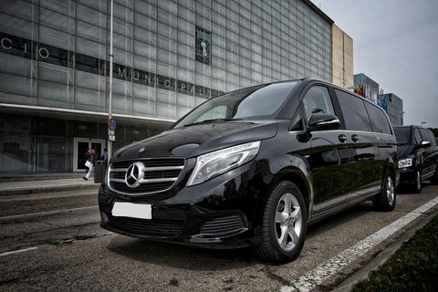 Arrival Private Transfer Sydney Airport SYD To Sydney In Luxury Van V Class - Accommodation QLD 3