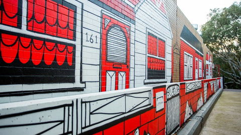 Public Art Walking Trail - Accommodation QLD 0