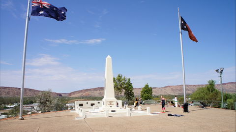 Anzac Hill Memorial - Accommodation QLD 0