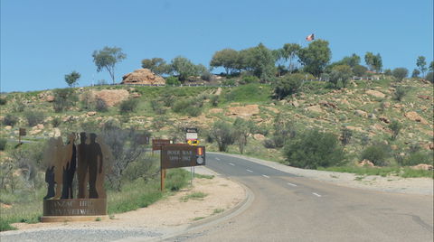 Anzac Hill Memorial - Accommodation QLD 2