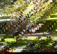 Athol Gardens - Accommodation QLD