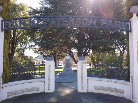 Banjo Paterson Park - Accommodation QLD 0