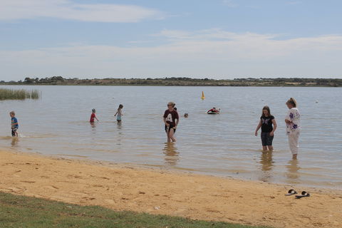 Bristow Smith Reserve Nature Playspace - Accommodation QLD 1