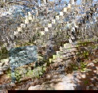 Cascades walking track and viewing platform - Accommodation QLD