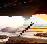 Caves Beach - Accommodation QLD