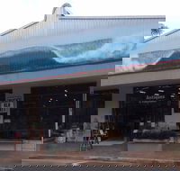 Heaths Old Wares and Collectables - Accommodation QLD