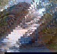Jindera Pioneer Cairn - Accommodation QLD