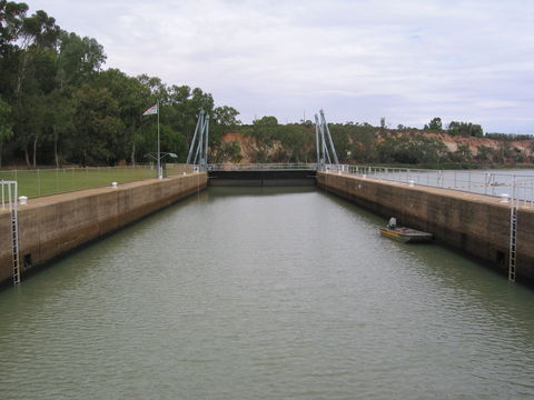 Lock 4 - Accommodation QLD 0